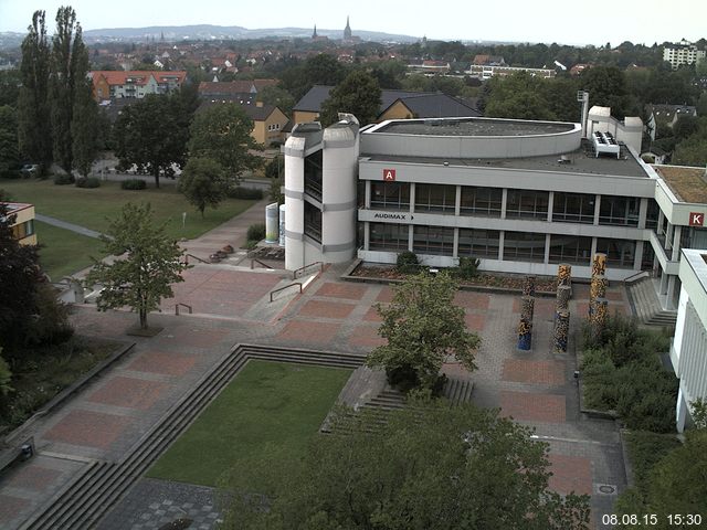 Foto der Webcam: Verwaltungsgeb&auml;ude, Innenhof mit Audimax, H&ouml;rsaal-Geb&auml;ude 1