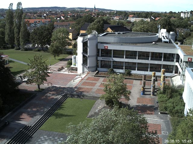Foto der Webcam: Verwaltungsgeb&auml;ude, Innenhof mit Audimax, H&ouml;rsaal-Geb&auml;ude 1