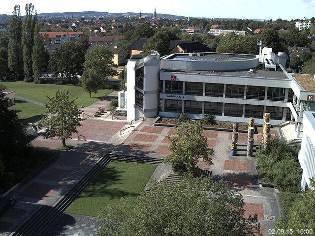 Foto der Webcam: Verwaltungsgeb&auml;ude, Innenhof mit Audimax, H&ouml;rsaal-Geb&auml;ude 1