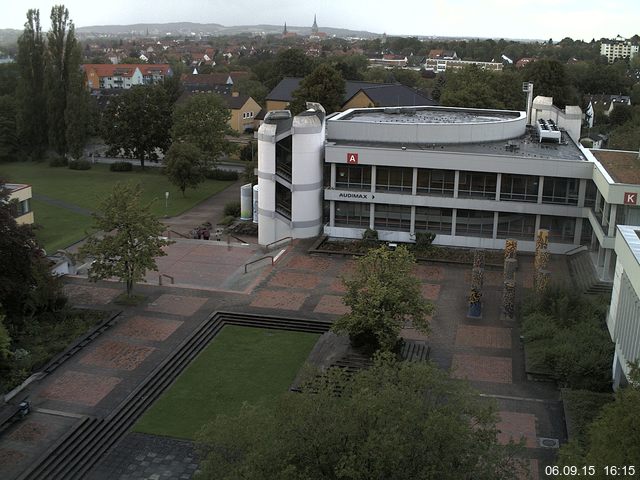 Foto der Webcam: Verwaltungsgeb&auml;ude, Innenhof mit Audimax, H&ouml;rsaal-Geb&auml;ude 1