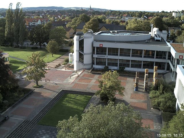 Foto der Webcam: Verwaltungsgeb&auml;ude, Innenhof mit Audimax, H&ouml;rsaal-Geb&auml;ude 1