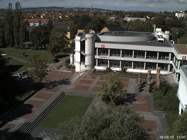 Foto der Webcam: Verwaltungsgeb&auml;ude, Innenhof mit Audimax, H&ouml;rsaal-Geb&auml;ude 1