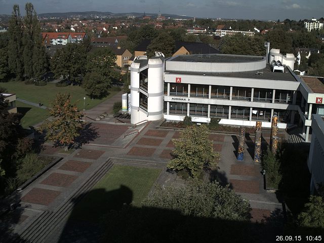 Foto der Webcam: Verwaltungsgeb&auml;ude, Innenhof mit Audimax, H&ouml;rsaal-Geb&auml;ude 1