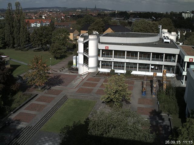 Foto der Webcam: Verwaltungsgeb&auml;ude, Innenhof mit Audimax, H&ouml;rsaal-Geb&auml;ude 1