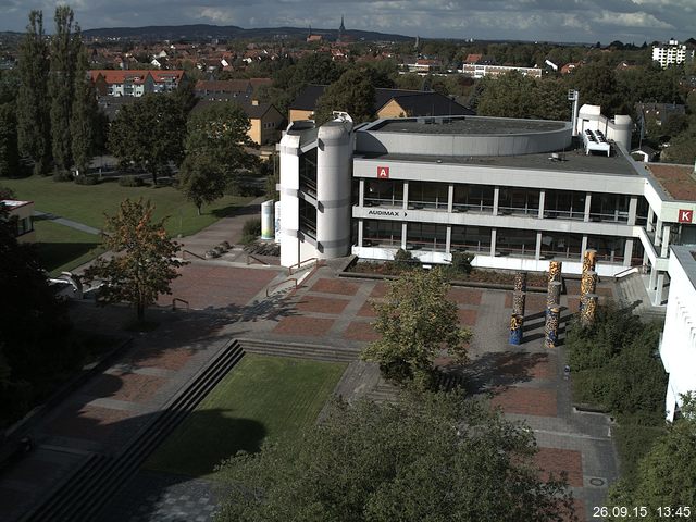 Foto der Webcam: Verwaltungsgeb&auml;ude, Innenhof mit Audimax, H&ouml;rsaal-Geb&auml;ude 1