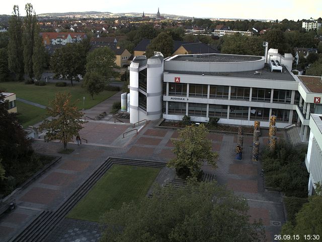 Foto der Webcam: Verwaltungsgeb&auml;ude, Innenhof mit Audimax, H&ouml;rsaal-Geb&auml;ude 1