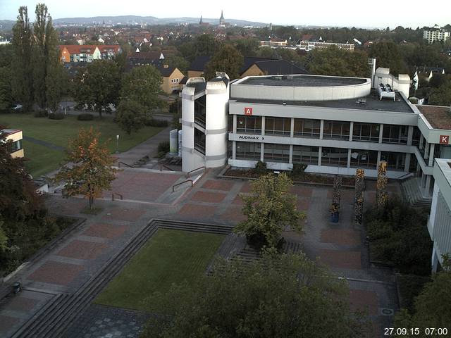 Foto der Webcam: Verwaltungsgeb&auml;ude, Innenhof mit Audimax, H&ouml;rsaal-Geb&auml;ude 1