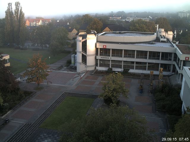 Foto der Webcam: Verwaltungsgeb&auml;ude, Innenhof mit Audimax, H&ouml;rsaal-Geb&auml;ude 1