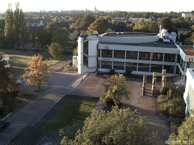 Foto der Webcam: Verwaltungsgeb&auml;ude, Innenhof mit Audimax, H&ouml;rsaal-Geb&auml;ude 1