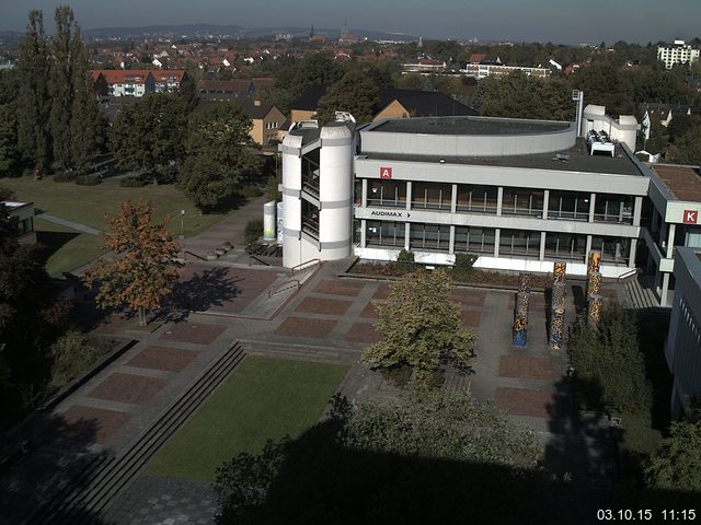 Foto der Webcam: Verwaltungsgeb&auml;ude, Innenhof mit Audimax, H&ouml;rsaal-Geb&auml;ude 1