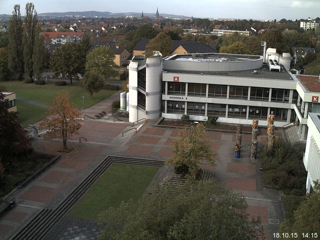 Foto der Webcam: Verwaltungsgeb&auml;ude, Innenhof mit Audimax, H&ouml;rsaal-Geb&auml;ude 1