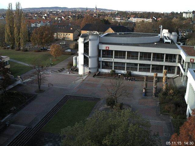 Foto der Webcam: Verwaltungsgeb&auml;ude, Innenhof mit Audimax, H&ouml;rsaal-Geb&auml;ude 1