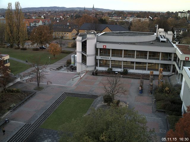 Foto der Webcam: Verwaltungsgeb&auml;ude, Innenhof mit Audimax, H&ouml;rsaal-Geb&auml;ude 1