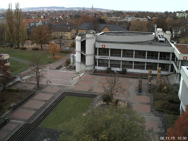 Foto der Webcam: Verwaltungsgeb&auml;ude, Innenhof mit Audimax, H&ouml;rsaal-Geb&auml;ude 1