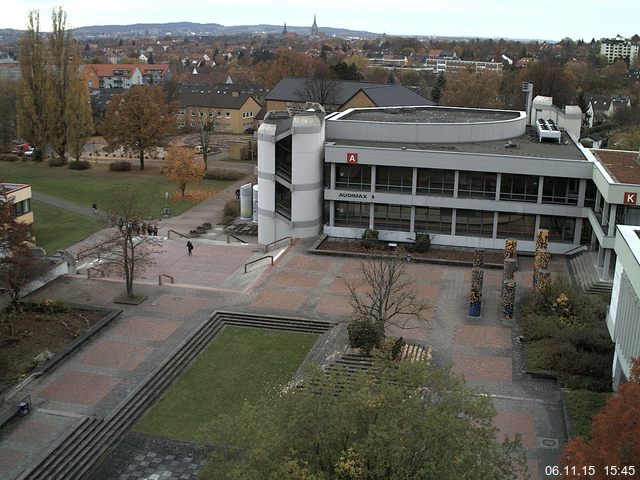 Foto der Webcam: Verwaltungsgeb&auml;ude, Innenhof mit Audimax, H&ouml;rsaal-Geb&auml;ude 1