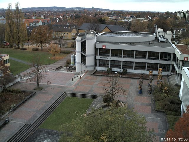 Foto der Webcam: Verwaltungsgeb&auml;ude, Innenhof mit Audimax, H&ouml;rsaal-Geb&auml;ude 1