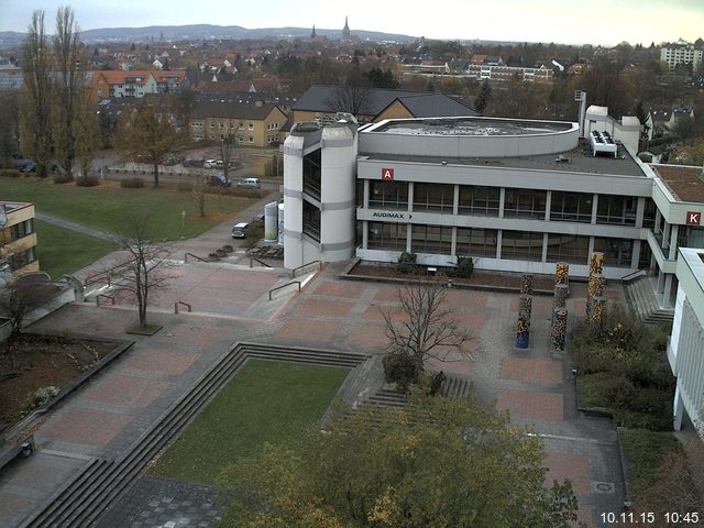 Foto der Webcam: Verwaltungsgeb&auml;ude, Innenhof mit Audimax, H&ouml;rsaal-Geb&auml;ude 1
