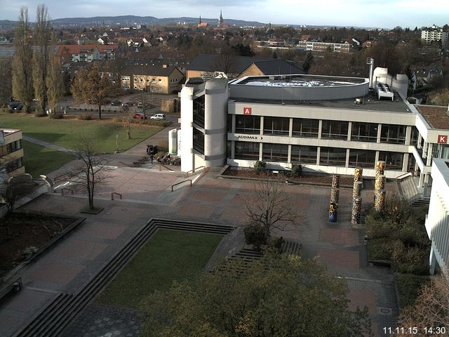 Foto der Webcam: Verwaltungsgeb&auml;ude, Innenhof mit Audimax, H&ouml;rsaal-Geb&auml;ude 1
