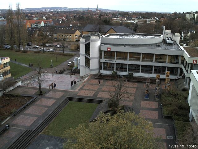 Foto der Webcam: Verwaltungsgeb&auml;ude, Innenhof mit Audimax, H&ouml;rsaal-Geb&auml;ude 1