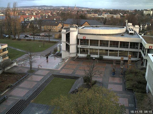 Foto der Webcam: Verwaltungsgeb&auml;ude, Innenhof mit Audimax, H&ouml;rsaal-Geb&auml;ude 1