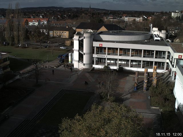 Foto der Webcam: Verwaltungsgeb&auml;ude, Innenhof mit Audimax, H&ouml;rsaal-Geb&auml;ude 1