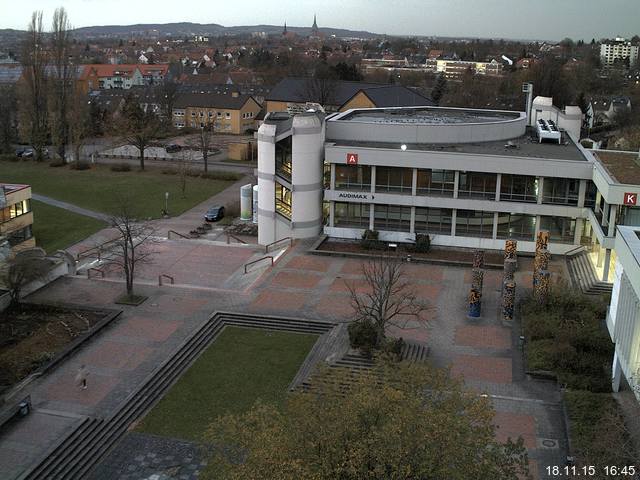 Foto der Webcam: Verwaltungsgeb&auml;ude, Innenhof mit Audimax, H&ouml;rsaal-Geb&auml;ude 1