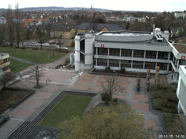 Foto der Webcam: Verwaltungsgeb&auml;ude, Innenhof mit Audimax, H&ouml;rsaal-Geb&auml;ude 1