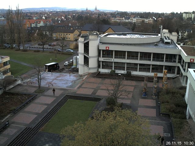 Foto der Webcam: Verwaltungsgeb&auml;ude, Innenhof mit Audimax, H&ouml;rsaal-Geb&auml;ude 1