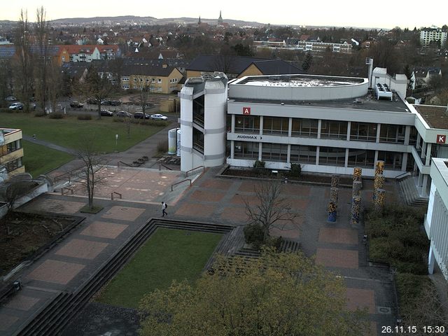 Foto der Webcam: Verwaltungsgeb&auml;ude, Innenhof mit Audimax, H&ouml;rsaal-Geb&auml;ude 1