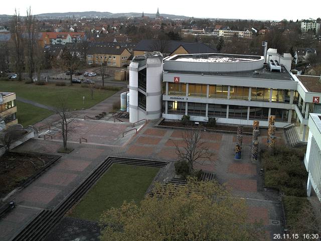 Foto der Webcam: Verwaltungsgeb&auml;ude, Innenhof mit Audimax, H&ouml;rsaal-Geb&auml;ude 1