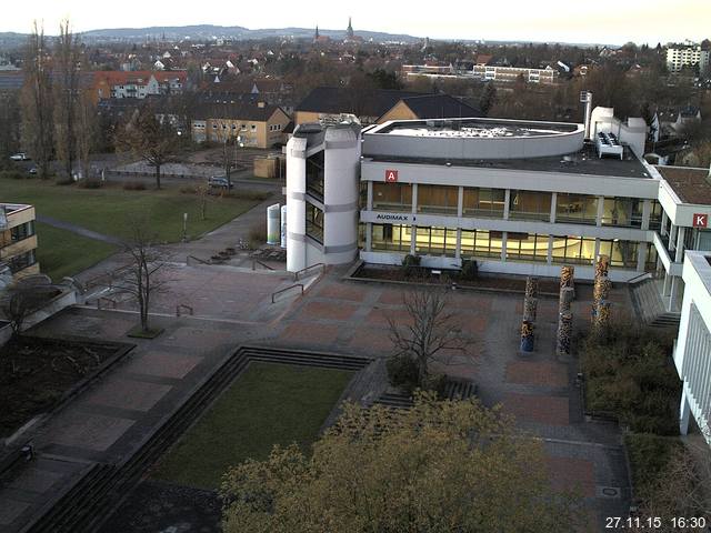 Foto der Webcam: Verwaltungsgeb&auml;ude, Innenhof mit Audimax, H&ouml;rsaal-Geb&auml;ude 1