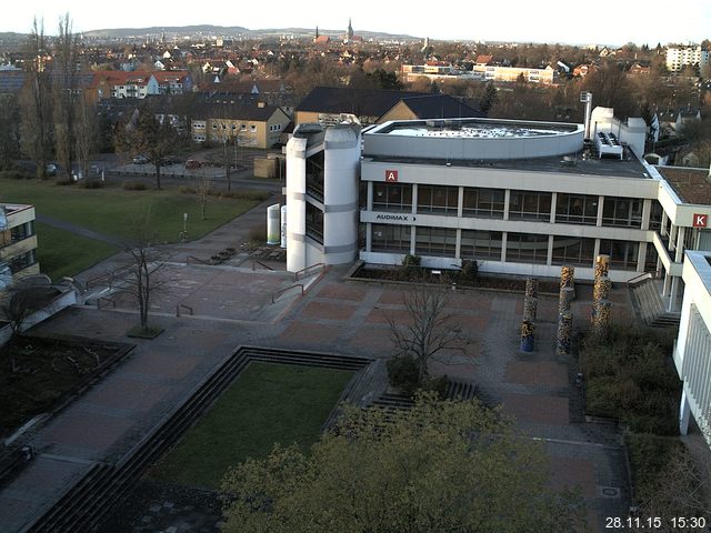 Foto der Webcam: Verwaltungsgeb&auml;ude, Innenhof mit Audimax, H&ouml;rsaal-Geb&auml;ude 1