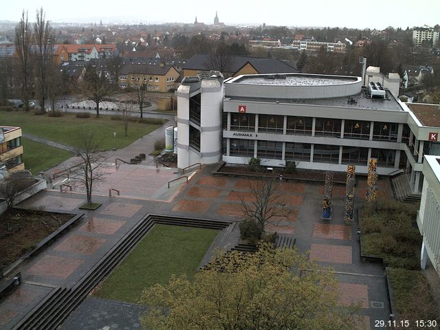 Foto der Webcam: Verwaltungsgeb&auml;ude, Innenhof mit Audimax, H&ouml;rsaal-Geb&auml;ude 1