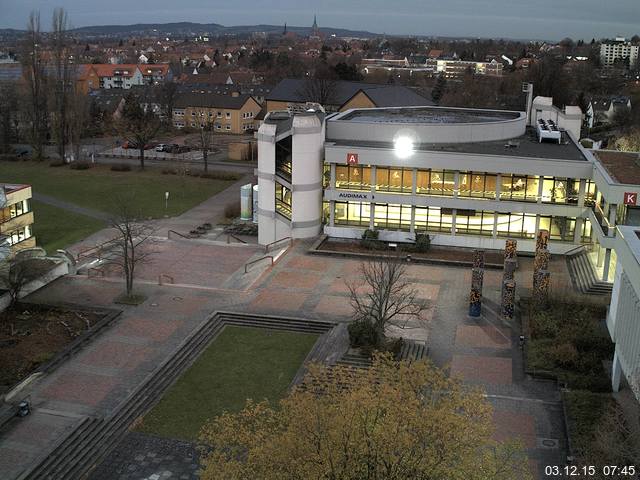 Foto der Webcam: Verwaltungsgeb&auml;ude, Innenhof mit Audimax, H&ouml;rsaal-Geb&auml;ude 1