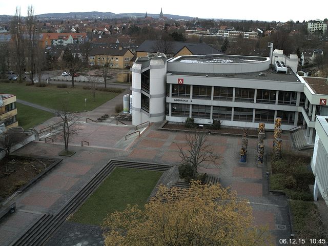 Foto der Webcam: Verwaltungsgeb&auml;ude, Innenhof mit Audimax, H&ouml;rsaal-Geb&auml;ude 1