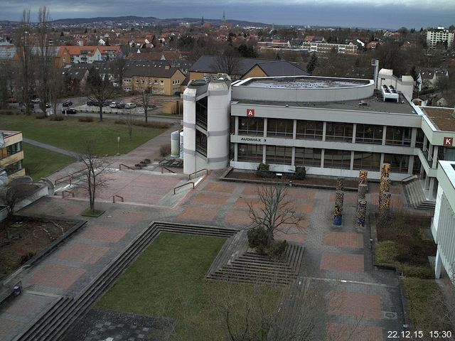 Foto der Webcam: Verwaltungsgeb&auml;ude, Innenhof mit Audimax, H&ouml;rsaal-Geb&auml;ude 1