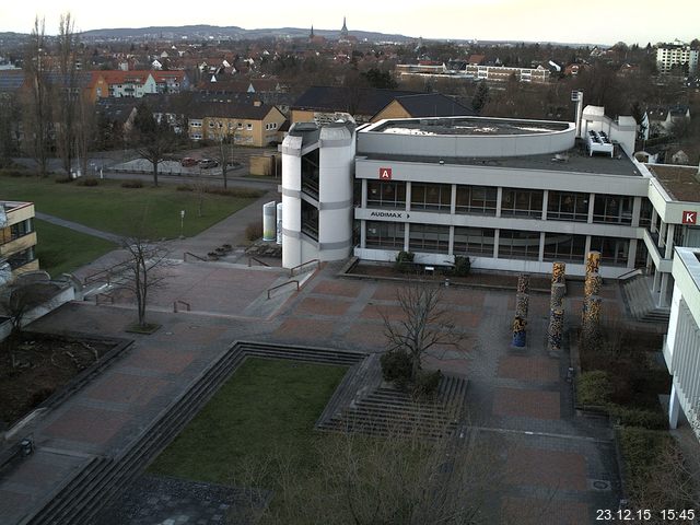 Foto der Webcam: Verwaltungsgeb&auml;ude, Innenhof mit Audimax, H&ouml;rsaal-Geb&auml;ude 1