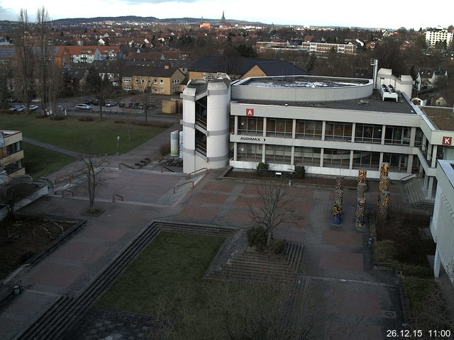 Foto der Webcam: Verwaltungsgeb&auml;ude, Innenhof mit Audimax, H&ouml;rsaal-Geb&auml;ude 1