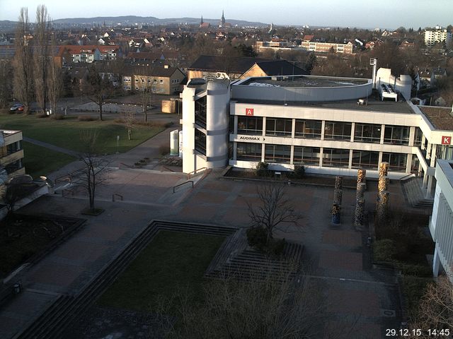 Foto der Webcam: Verwaltungsgeb&auml;ude, Innenhof mit Audimax, H&ouml;rsaal-Geb&auml;ude 1