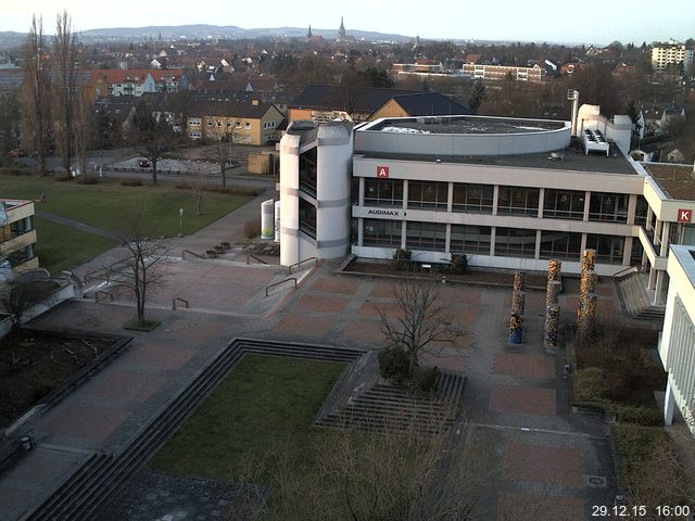 Foto der Webcam: Verwaltungsgeb&auml;ude, Innenhof mit Audimax, H&ouml;rsaal-Geb&auml;ude 1