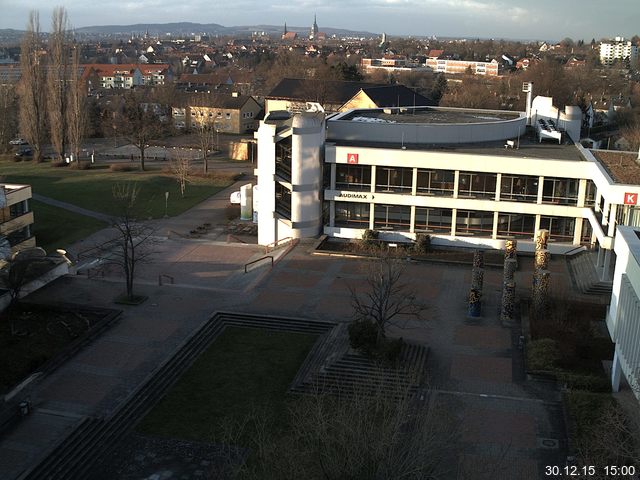Foto der Webcam: Verwaltungsgeb&auml;ude, Innenhof mit Audimax, H&ouml;rsaal-Geb&auml;ude 1