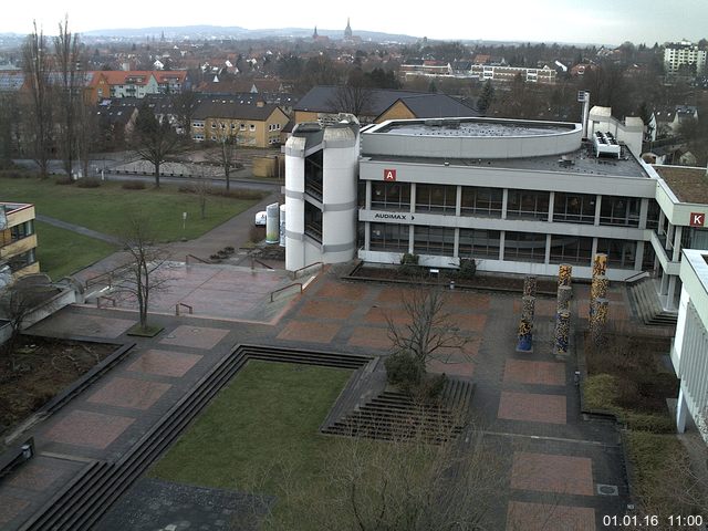 Foto der Webcam: Verwaltungsgeb&auml;ude, Innenhof mit Audimax, H&ouml;rsaal-Geb&auml;ude 1