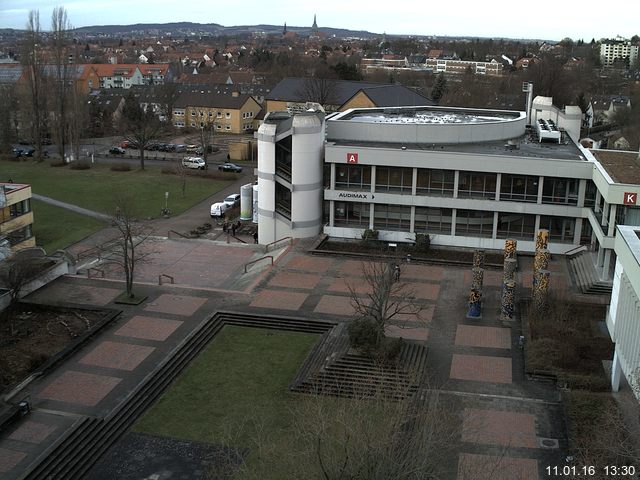 Foto der Webcam: Verwaltungsgeb&auml;ude, Innenhof mit Audimax, H&ouml;rsaal-Geb&auml;ude 1