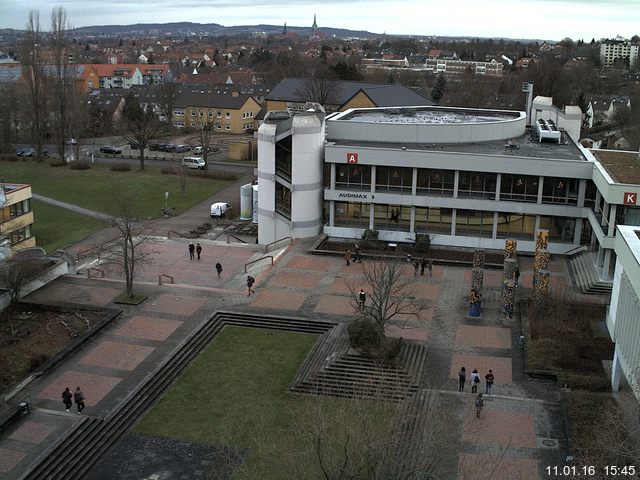 Foto der Webcam: Verwaltungsgeb&auml;ude, Innenhof mit Audimax, H&ouml;rsaal-Geb&auml;ude 1