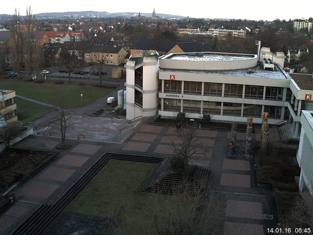 Foto der Webcam: Verwaltungsgeb&auml;ude, Innenhof mit Audimax, H&ouml;rsaal-Geb&auml;ude 1