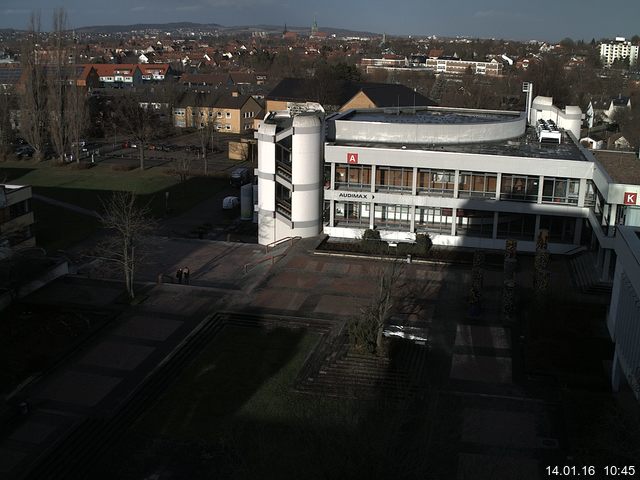 Foto der Webcam: Verwaltungsgeb&auml;ude, Innenhof mit Audimax, H&ouml;rsaal-Geb&auml;ude 1