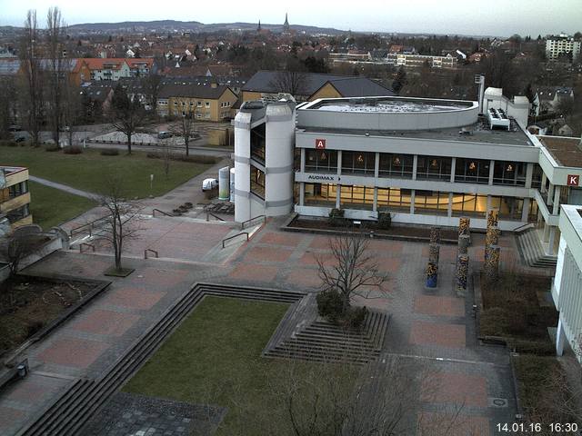 Foto der Webcam: Verwaltungsgeb&auml;ude, Innenhof mit Audimax, H&ouml;rsaal-Geb&auml;ude 1