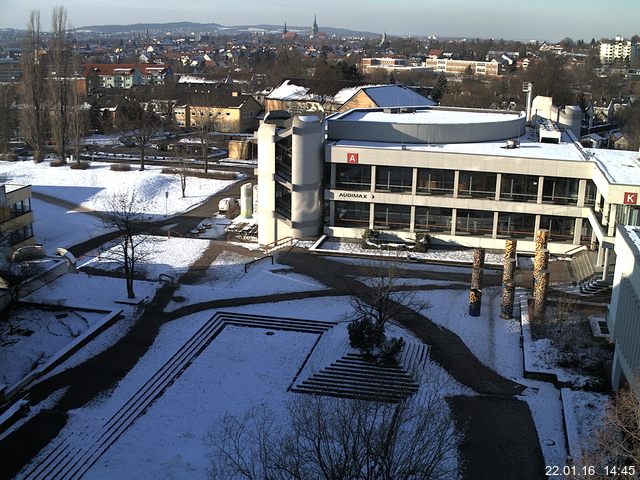 Foto der Webcam: Verwaltungsgeb&auml;ude, Innenhof mit Audimax, H&ouml;rsaal-Geb&auml;ude 1