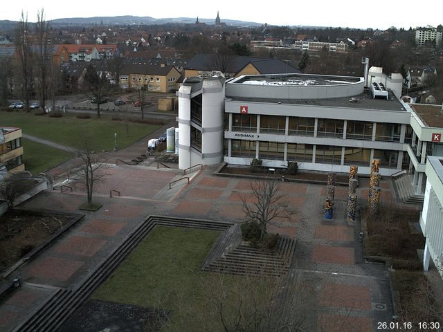 Foto der Webcam: Verwaltungsgeb&auml;ude, Innenhof mit Audimax, H&ouml;rsaal-Geb&auml;ude 1