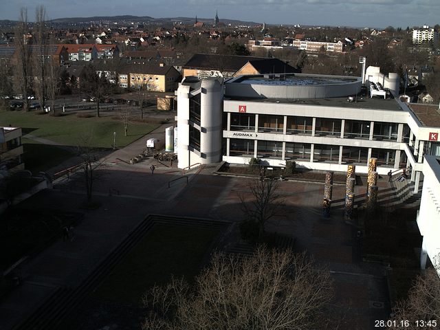 Foto der Webcam: Verwaltungsgeb&auml;ude, Innenhof mit Audimax, H&ouml;rsaal-Geb&auml;ude 1